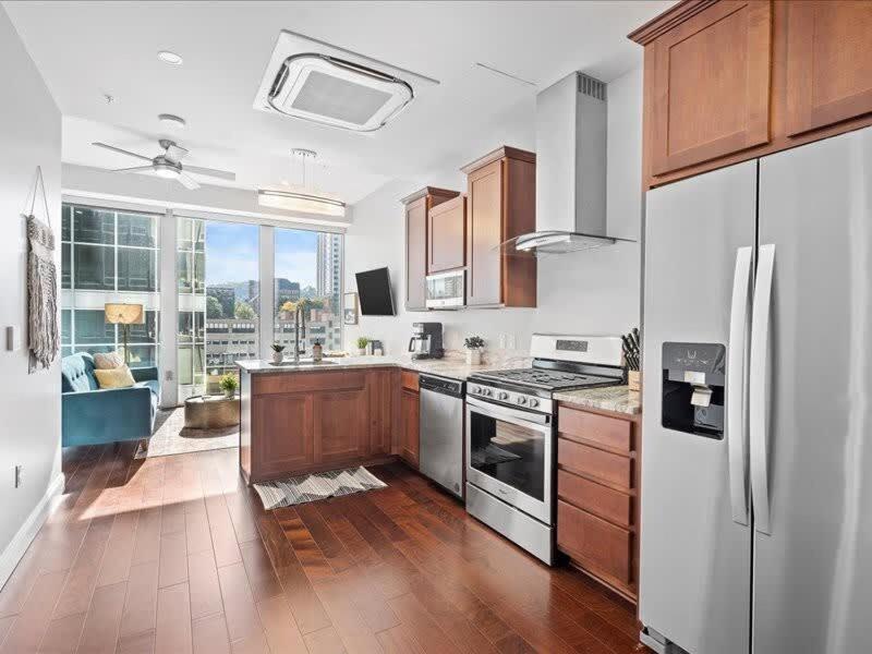 Cozysuites Modern 1Br, Ppg Paints Arena, Pitts Πίτσμπουργκ Εξωτερικό φωτογραφία